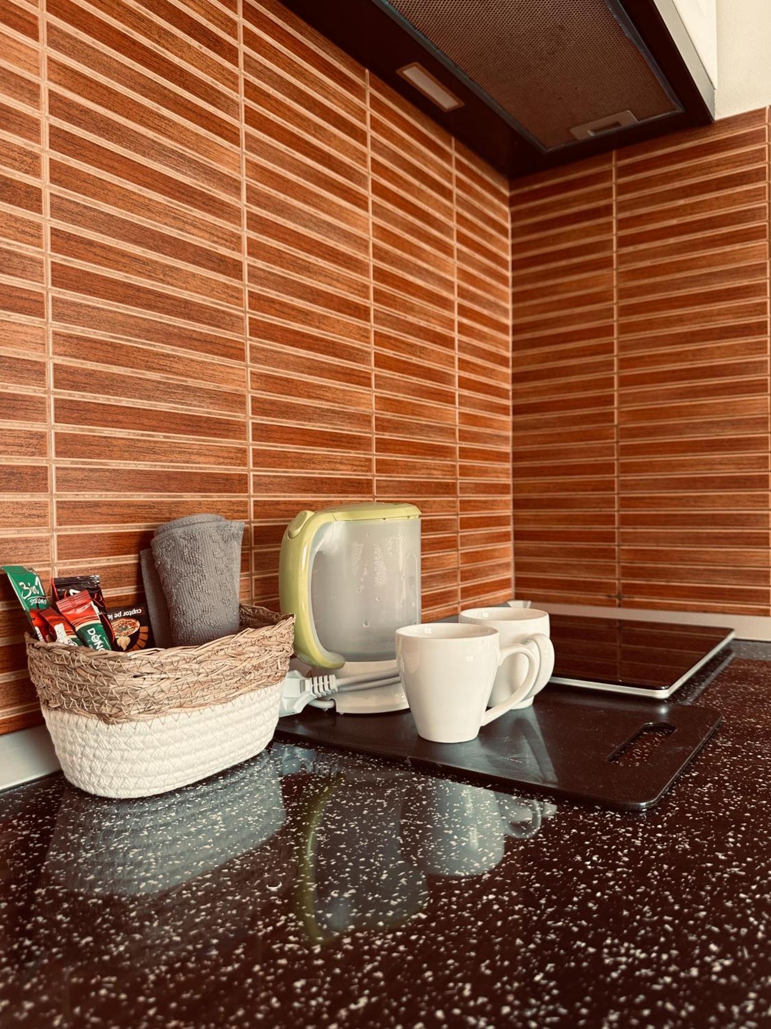 Luxury Rgr * Bucureşti